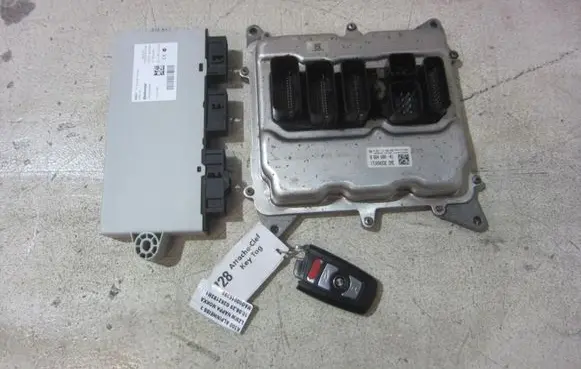 BMW X3 F25 Engine control unit/module ECU 8664660BMW