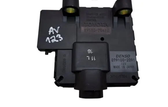 Toyota Avensis T270 Gearbox control unit/module 8953020410 0791002091