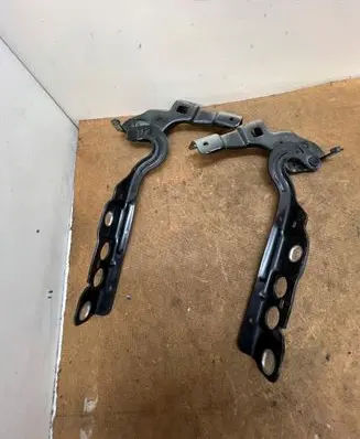 Citroen DS4 Engine bonnet/hood hinges 9687515780