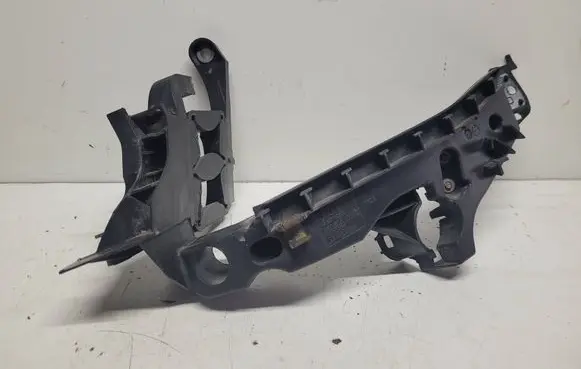 Audi A4 S4 B8 8K Headlight/headlamp mounting bracket 8K0805607 2002837
