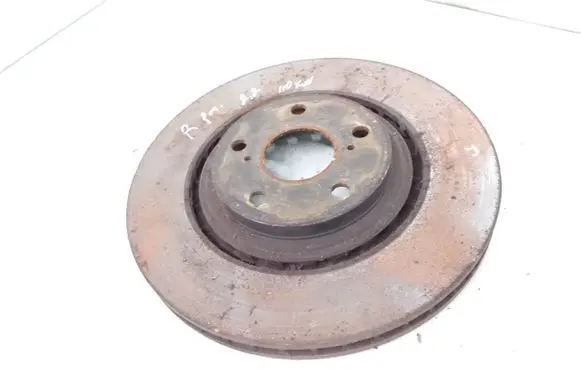 Toyota RAV 4 (XA40) Front brake disc