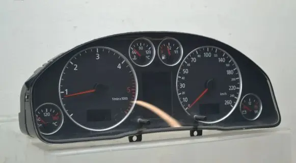 Audi A6 S6 C5 4B Speedometer (instrument cluster) 4B0920933M 25100211377