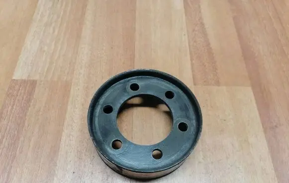 Renault Scenic I Water pump pulley 