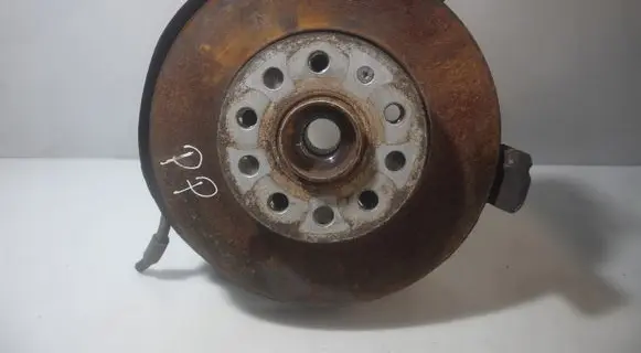 Skoda Octavia Mk3 (5E) Front wheel hub spindle knuckle
