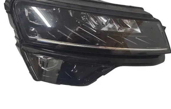 Skoda Karoq Headlight/headlamp 57B941016F 0020517609 7P941591AH