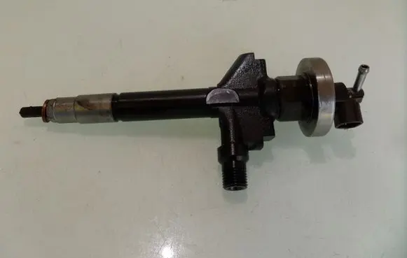 Mazda 6 Fuel injector 13H50
