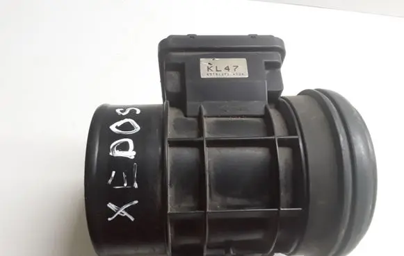 Mazda Xedos 9 Mass air flow meter E5T51271