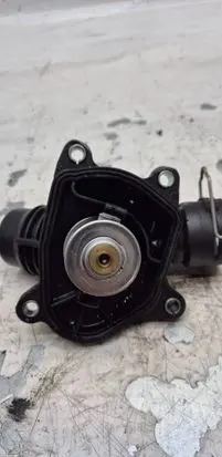 BMW 5 E60 E61 Thermostat 