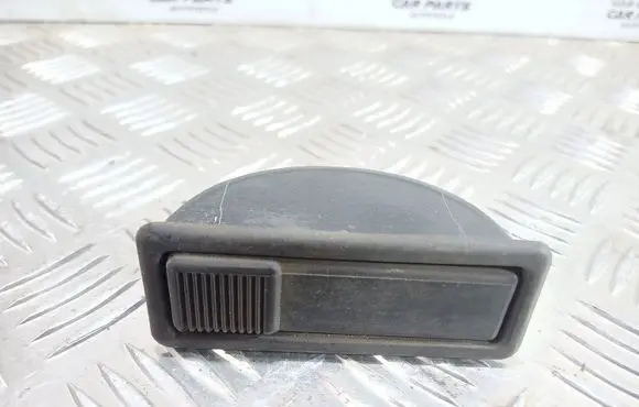 Ford Fiesta Ashtray (rear) 
