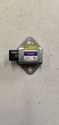 Toyota Land Cruiser (J120) Airbag deployment crash/impact sensor 8983360010 1879000471