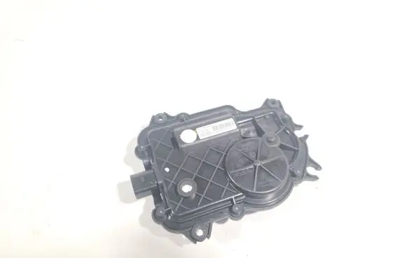 Audi A8 S8 D3 4E Front door soft close latching motor 4E0837059
