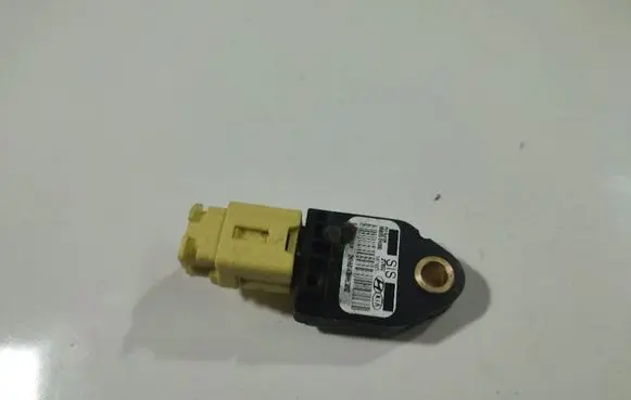 Hyundai i30 Airbag deployment crash/impact sensor 959202H000