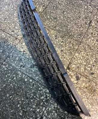 Opel Astra J Front bumper lower grill