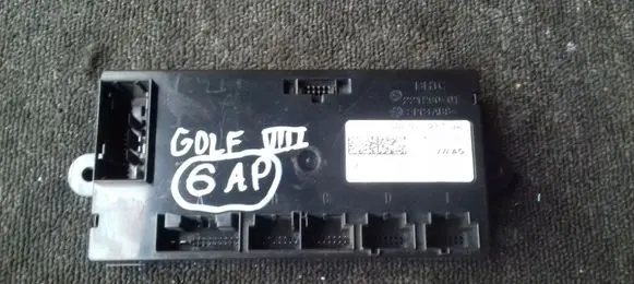 Volkswagen Golf VIII Air conditioning/heating control unit 5WA907727T