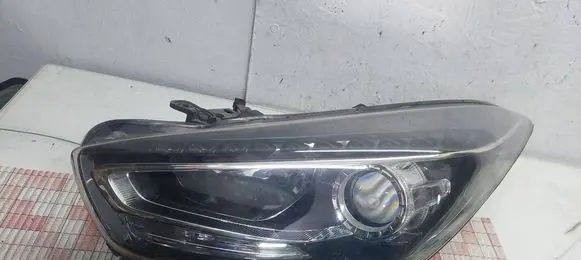 Hyundai i40 Headlight/headlamp 921013Z56