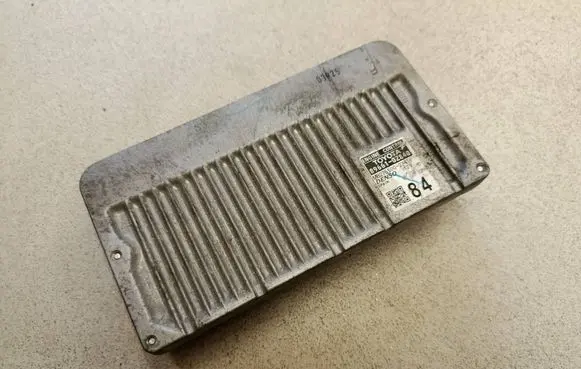 Toyota Auris E180 Engine control unit/module 896610Z840 MB2755002741