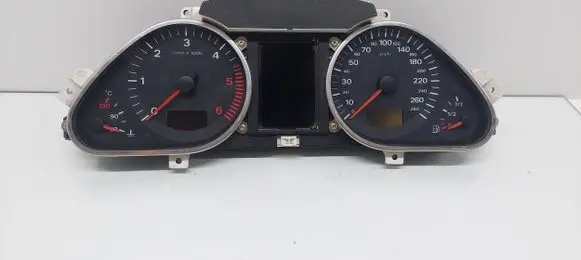 Audi A6 S6 C6 4F Speedometer (instrument cluster) 4F0920900S 4F0910900A