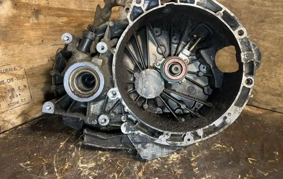 Ford Galaxy Manual 5 speed gearbox 957T7F096