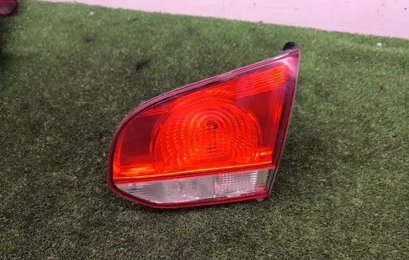 Volkswagen Golf VI Tailgate rear/tail lights 5K0945108
