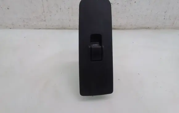 Mitsubishi Colt Electric window control switch