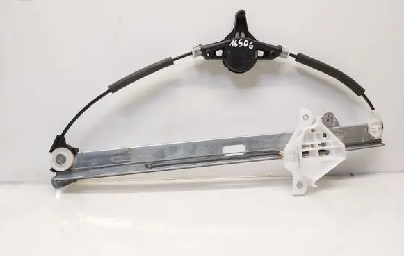 Mazda 6 Front window lifting mechanism without motor
