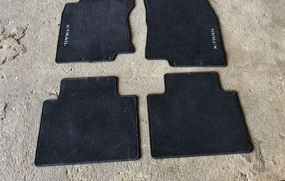 Nissan X-Trail T32 Car floor mat set KE7454B021 100227007 D215