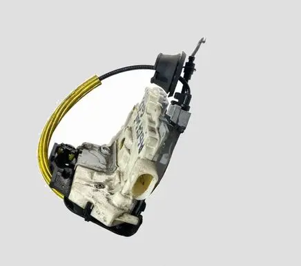 Audi A6 S6 C6 4F Rear door lock 4F0839016