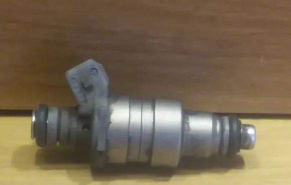 Ford Ka Fuel injector 95BFBC