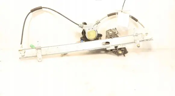 Honda CR-V Front window lifting mechanism without motor 
