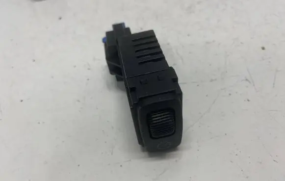 Mitsubishi Pajero Panel lighting control switch 