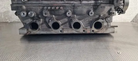 Audi A4 S4 B7 8E 8H Engine head 03G103373A