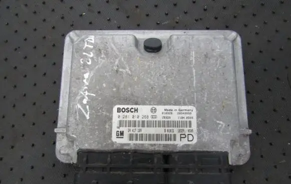 Opel Zafira A Engine control unit/module 0281010268 24417169