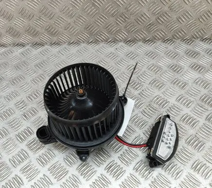Volvo XC40 Heater fan/blower 31497511 8888773987