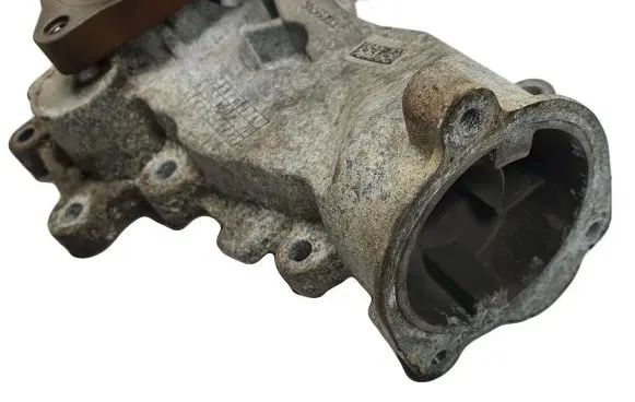 Opel Adam Water pump 55568032