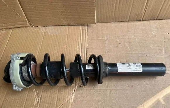 Audi A4 S4 B9 Front shock absorber with coil spring 8W0413029L 8w0411105 8w0413333A