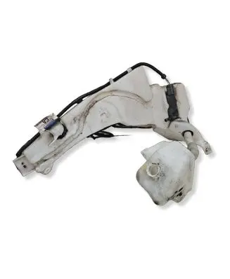 Ford Focus Windshield washer fluid reservoir/tank 