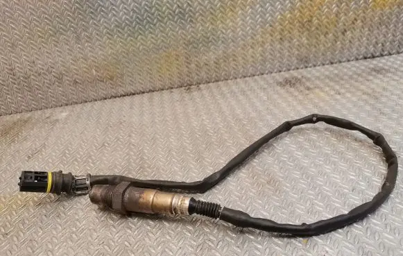 Mercedes-Benz C W203 Lambda probe sensor 0025400617