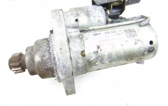 Volkswagen Golf VI Starter motor 0AM911023T