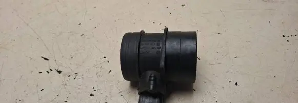 Volkswagen PASSAT B6 Mass air flow meter 0281002461 074906461B