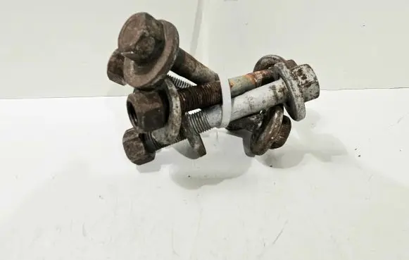 Porsche Cayenne (92A) Front suspension camber bolt 