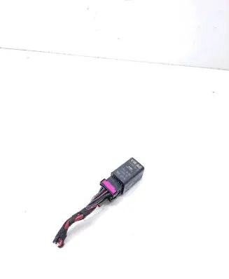 Audi A5 Sportback 8TA Glow plug pre-heat relay 038907281B 0522120503 1230415