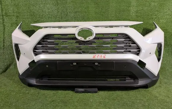 Toyota RAV 4 (XA50) Front bumper 