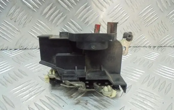 Fiat Punto (188) Front door lock