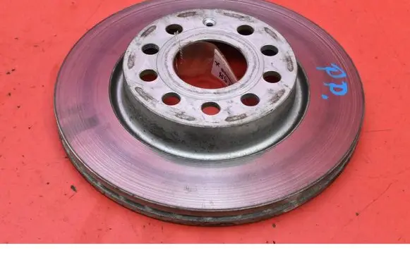 Volkswagen Golf IV Front brake disc 3832C