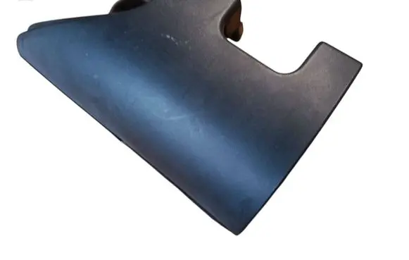 Rear/tail light trim molding