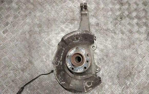BMW 5 GT F07 Front wheel hub