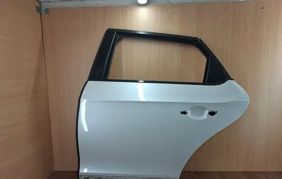 Rear door
