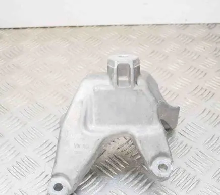 Audi Q5 SQ5 Engine mounting bracket 8W0199307L