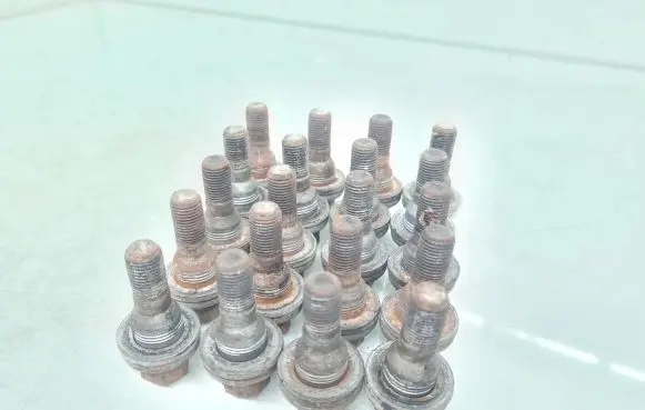 Peugeot 407 Nuts/bolts 
