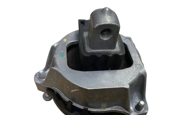 BMW 7 G11 G12 Engine mount bracket 6866156 22116866156